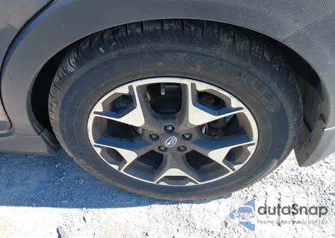 2020 Subaru Crosstrek Premium z USA, uszkodzony, nr VIN JF2GTAPC5L8207910